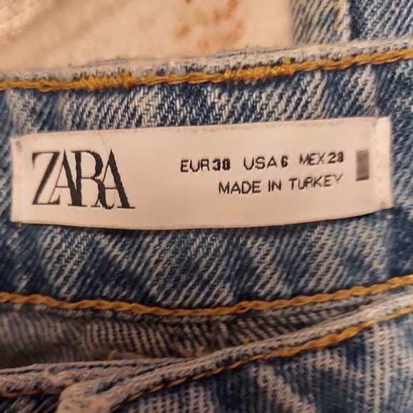 ZARA ripped jeans - Picture 2 of 7